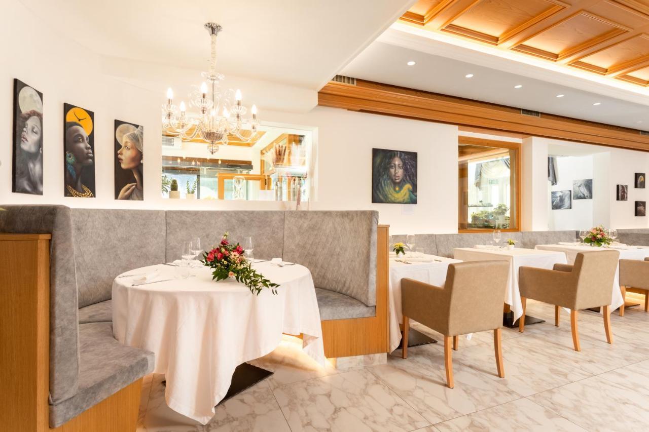 Hotel Pareda 까나제이 외부 사진