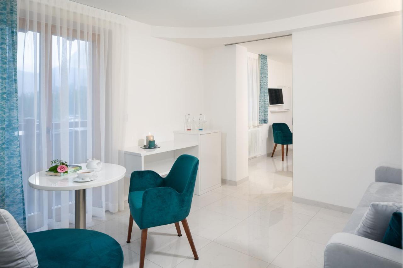 Hotel Pareda 까나제이 외부 사진