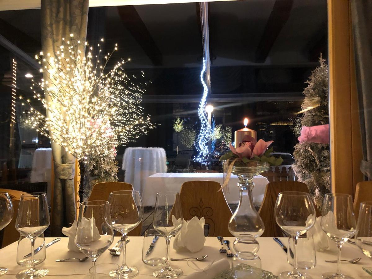 Hotel Pareda 까나제이 외부 사진